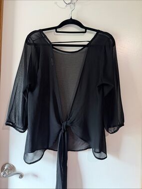 Jella Couture Black Sheer Tie-Front Kimono Blouse